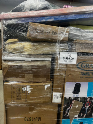 female clothing pallets